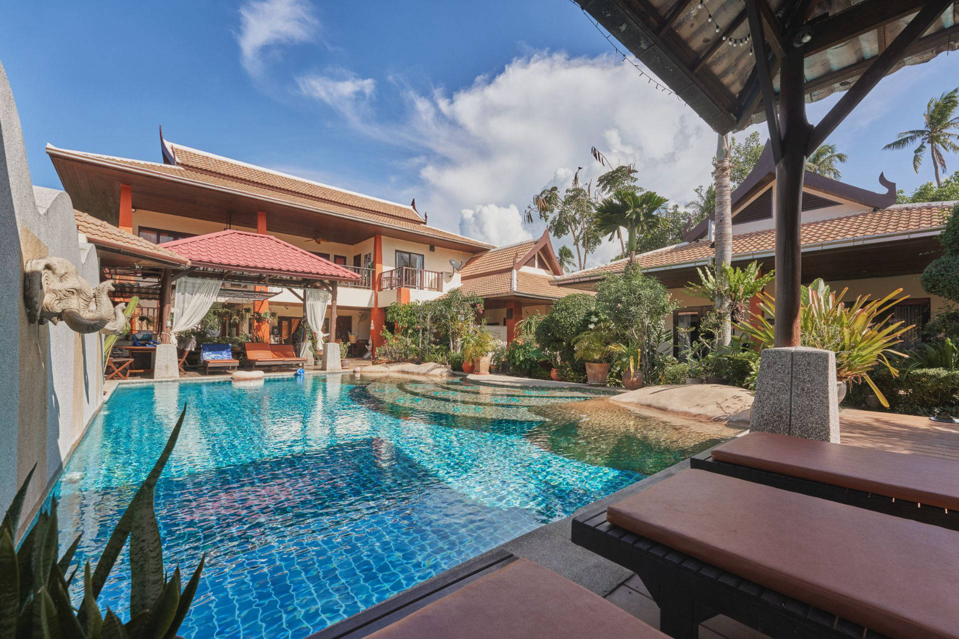 Baan Tropicana in Mae Nam, Thailand